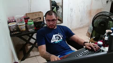 Snapshot of leonino231 chatting on October 7, 2025, 9:12 pm leonino231 online show from October 7, 2025, 9:12 pm