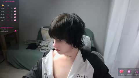 Snapshot of leonkissboy chatting on February 16, 2026, 10:50 pm leonkissboy online show from February 16, 2026, 10:50 pm