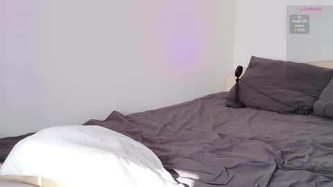 leonlure online show from February 14, 2026, 9:39 am