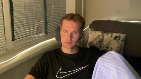 Leon online show from January 15, 2026, 6:55 pm