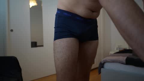 Snapshot of leooo_cummm chatting on October 5, 2025, 1:20 pm leooo_cummm online show from October 5, 2025, 1:20 pm