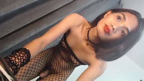 Snapshot of lesi_trisha chatting on January 16, 2025, 9:19 pm Trisha18 online show from January 16, 2025, 9:19 pm