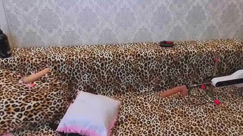 Lesley online show from March 29, 2026, 10:04 am