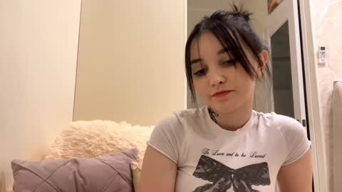 Katherine online show from January 6, 2026, 6:11 pm