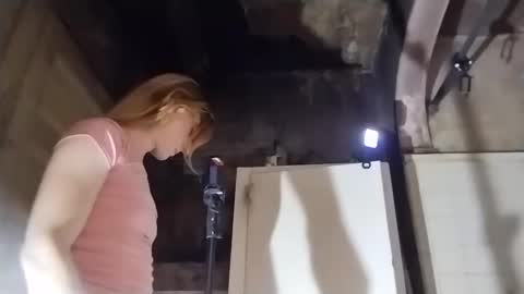 Snapshot of lesleygumgrass chatting on March 8, 2025, 8:33 am LesleyGumGrass- The Boring Trans girl online show from March 8, 2025, 8:33 am