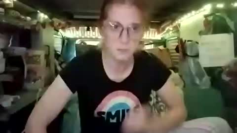 Snapshot of lesleygumgrass chatting on November 1, 2025, 8:55 pm LesleyGumGrass- The Boring Trans girl online show from November 1, 2025, 8:55 pm