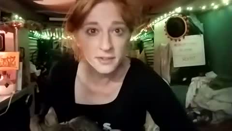 Snapshot of lesleygumgrass chatting on November 15, 2025, 11:51 am LesleyGumGrass- The Boring Trans girl online show from November 15, 2025, 11:51 am