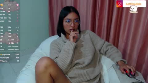 Leslie online show from March 8, 2025, 8:33 am