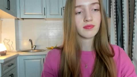  LESLIE   online show from November 24, 2025, 7:46 pm