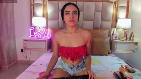 LeslieBush online show from October 26, 2025, 12:22 pm