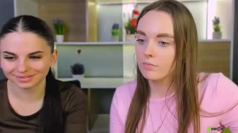 lesly_chilli online show from February 23, 2026, 6:49 pm