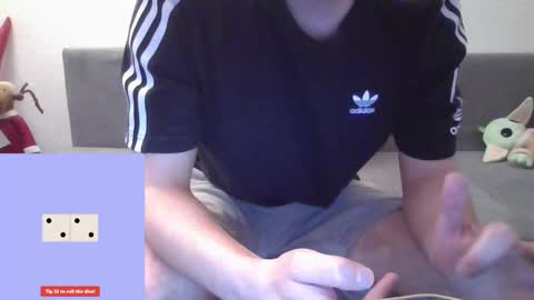 Snapshot of lestaro chatting on January 11, 2025, 12:55 am neoglo online show from January 11, 2025, 12:55 am