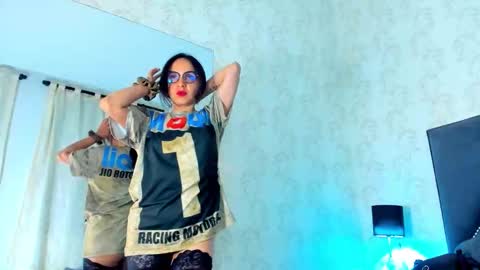 Leti White online show from November 8, 2025, 10:30 pm