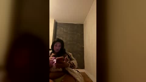 leticiabruselas online show from February 28, 2026, 10:33 pm