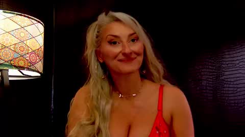 leticiareys online show from December 3, 2025, 1:02 am