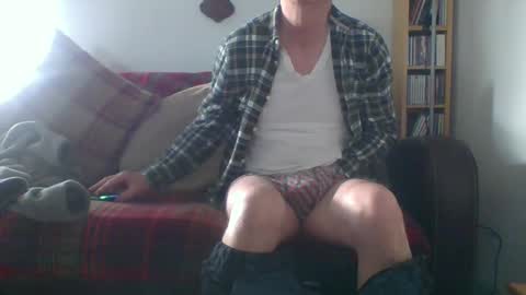 Snapshot of letmestrip chatting on February 16, 2025, 10:54 am paul online show from February 16, 2025, 10:54 am