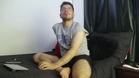 Snapshot of letorres23 chatting on April 15, 2026, 1:23 am Torres online show from April 15, 2026, 1:23 am