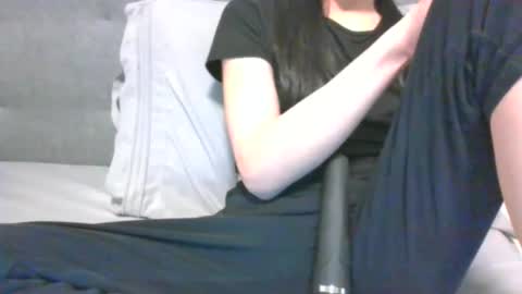 lets_play143 online show from April 9, 2026, 1:16 am