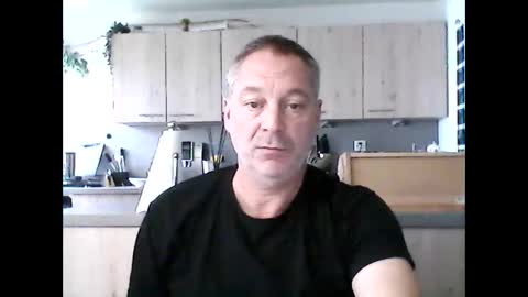 Snapshot of letshavefun2gether68 chatting on October 5, 2025, 6:45 am letshavefun2gether68 online show from October 5, 2025, 6:45 am