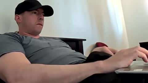 letsplayzs online show from June 17, 2026, 8:43 pm