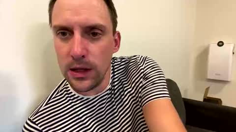 lilithgaze online show from October 17, 2025, 8:06 am