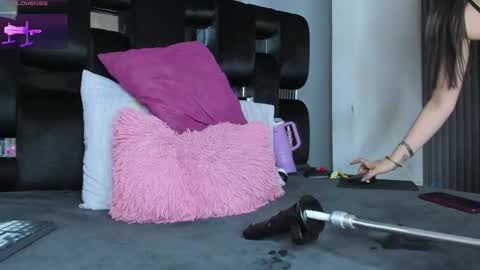 levana1 online show from February 11, 2026, 10:48 pm