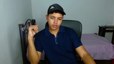 Snapshot of levii_7 chatting on September 17, 2025, 10:22 pm 0600AM-1200PM - online show from September 17, 2025, 10:22 pm