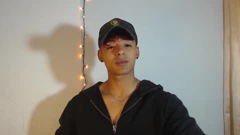 Snapshot of lewis_ly chatting on March 4, 2026, 2:01 pm i am lewis ly EDUARDO MEMDOZA15 online show from March 4, 2026, 2:01 pm