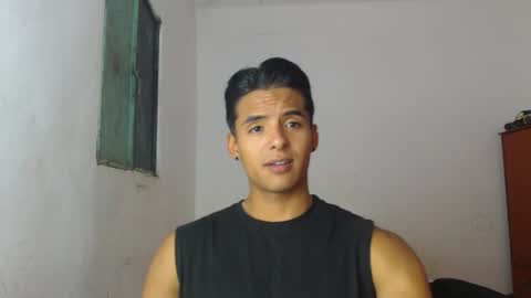 i  am lewis ly EDUARDO MEMDOZA15 online show from June 10, 2026, 9:14 pm