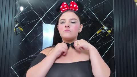 Lexa  online show from October 7, 2025, 11:18 am