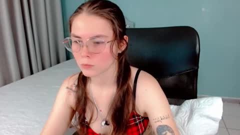 Lexas Room online show from October 29, 2025, 4:26 am