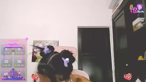 lexi19_ online show from June 2, 2026, 12:45 am