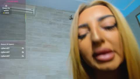 Snapshot of lexi_blazee chatting on September 26, 2025, 5:00 am Lexi online show from September 26, 2025, 5:00 am