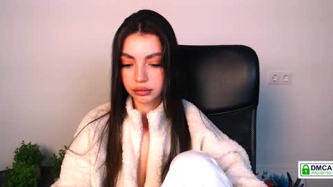 Alexia online show from November 13, 2025, 2:49 pm