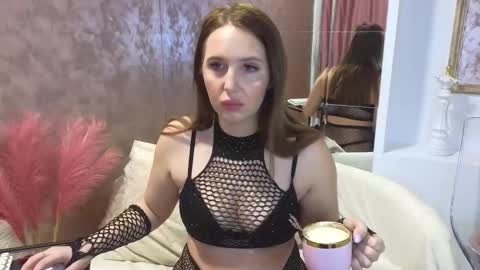 Snapshot of lexi_u_ chatting on March 6, 2025, 3:46 am LEXXY online show from March 6, 2025, 3:46 am