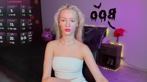 lexieblonde online show from October 20, 2025, 5:41 am