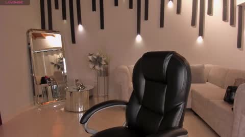 Lexie  online show from March 7, 2025, 8:00 pm