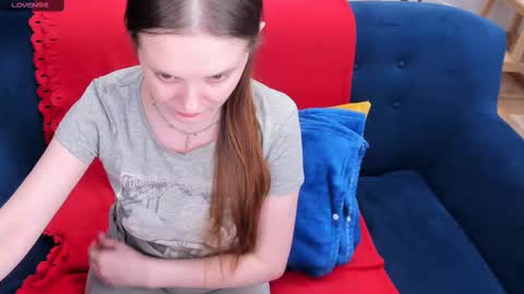 Lexi online show from February 19, 2025, 9:50 am