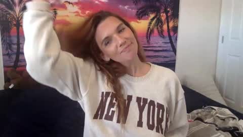 Alexia L. online show from September 10, 2025, 3:56 pm