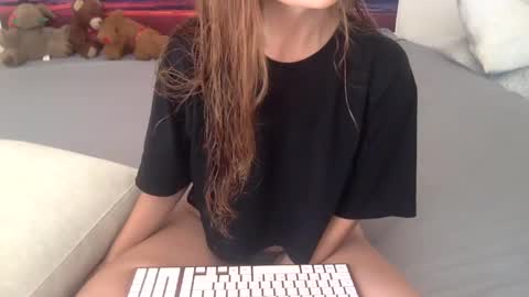 Alexia L. online show from October 3, 2025, 2:58 pm