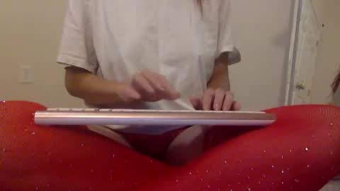 Alexia L. online show from November 28, 2025, 5:43 am