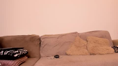 LexiLow online show from February 17, 2026, 6:03 pm