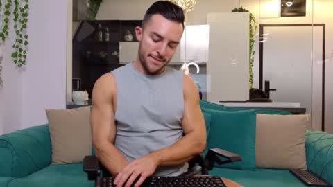 Askme online show from January 6, 2025, 3:51 pm