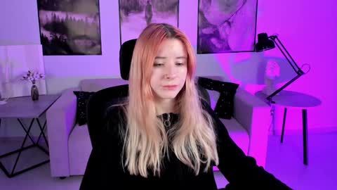 Snapshot of lexiwenford chatting on December 9, 2024, 9:28 am Lexi Wenford NO NUDE GODDESS online show from December 9, 2024, 9:28 am