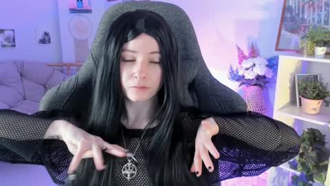 Snapshot of lexiwenford chatting on December 18, 2024, 3:15 am Lexi Wenford NO NUDE GODDESS online show from December 18, 2024, 3:15 am