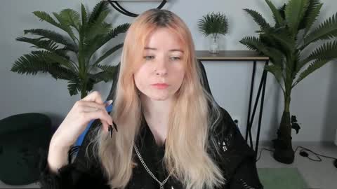Snapshot of lexiwenford chatting on December 24, 2024, 6:00 am Lexi Wenford NO NUDE GODDESS online show from December 24, 2024, 6:00 am