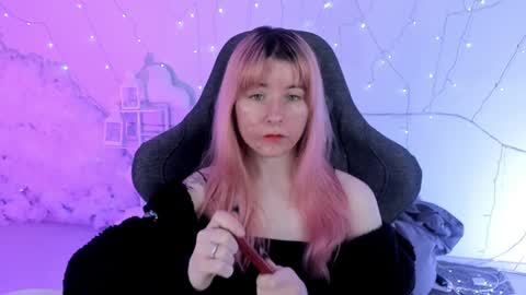 Snapshot of lexiwenford chatting on February 5, 2025, 5:52 am Lexi Wenford NO NUDE GODDESS online show from February 5, 2025, 5:52 am
