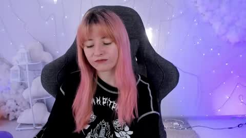 Snapshot of lexiwenford chatting on February 7, 2025, 8:44 am Lexi Wenford NO NUDE GODDESS online show from February 7, 2025, 8:44 am