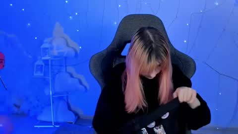 Snapshot of lexiwenford chatting on February 12, 2025, 2:56 am Lexi Wenford NO NUDE GODDESS online show from February 12, 2025, 2:56 am