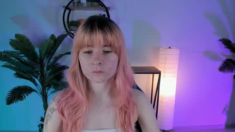 Snapshot of lexiwenford chatting on February 18, 2025, 2:38 am Lexi Wenford NO NUDE GODDESS online show from February 18, 2025, 2:38 am